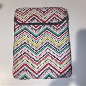 Thirty One Tablet Sleeve Pouch Party Punch Chevron Gray Stretch Pocket.